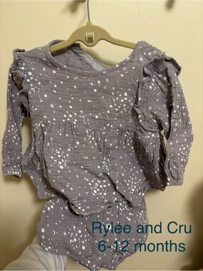 Rylee and Cru Gray Starry Baby set - 6-12 Months